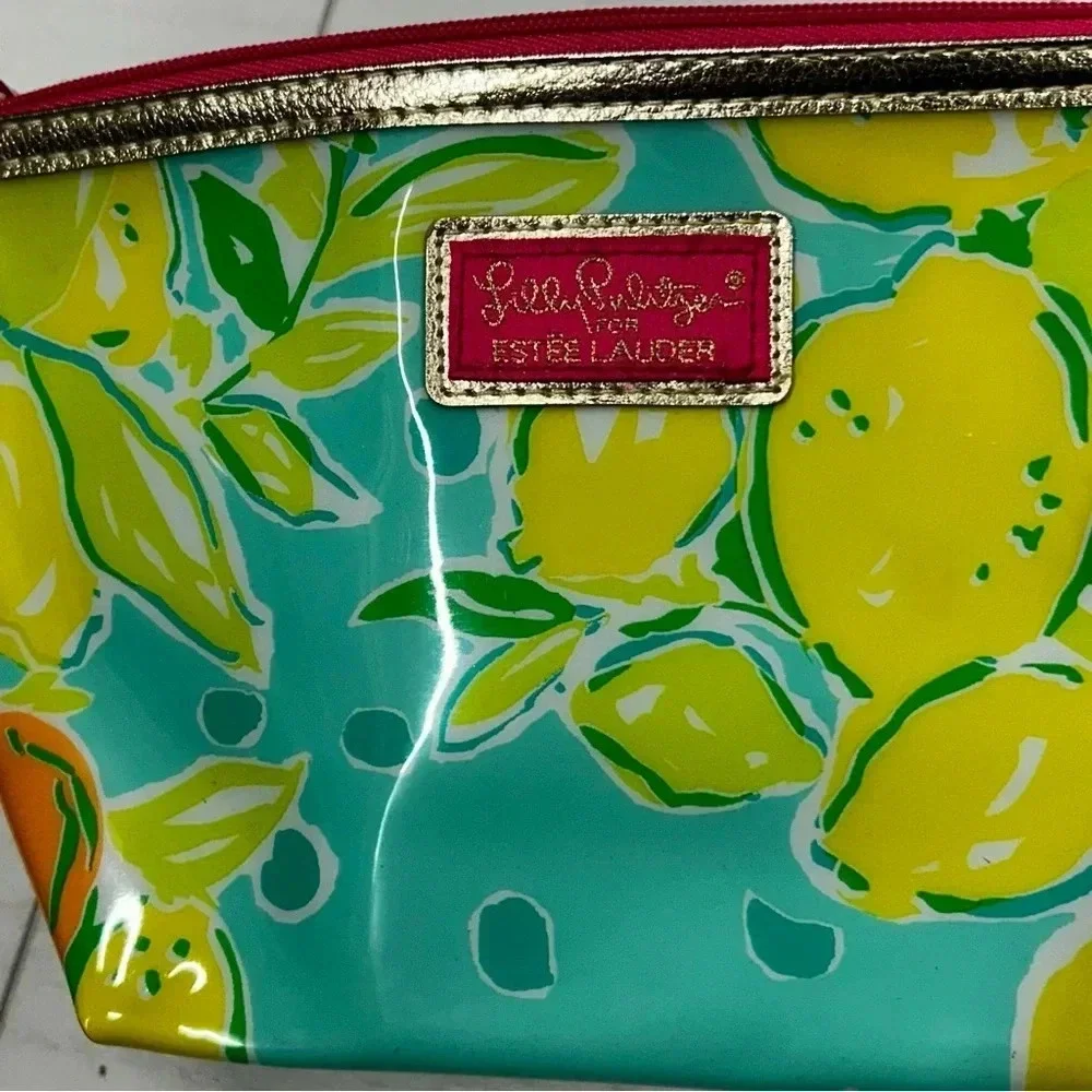 NWOT Lilly Pulitzer For Estee Lauder‎ Makeup Travel Zip Bag Waterproof Case Aqua
